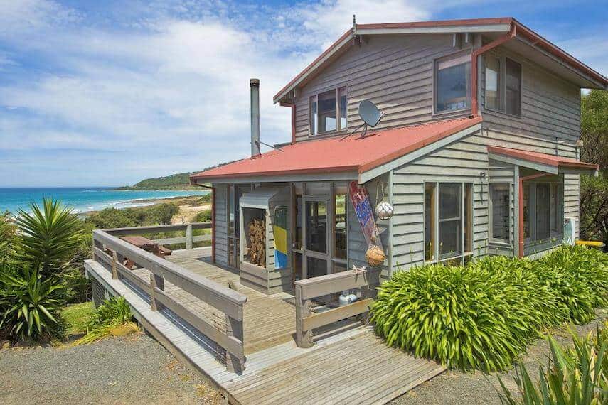 The Surf Shack Holiday Home in Separation Creek overlooking the ocean